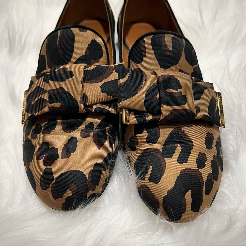 Louis Vuitton Bowline Flat Loafer - Picture 2 of 9